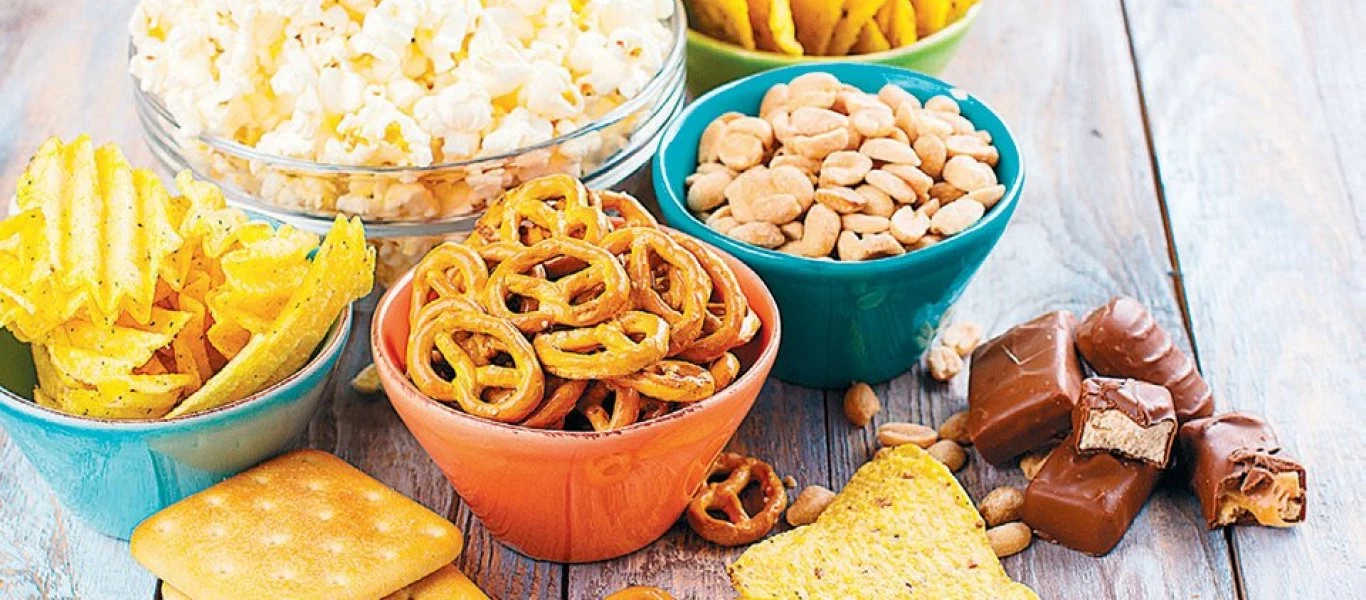 Αυτά είναι τα τέσσερα σνακ που χορταίνουν και δεν παχαίνουν